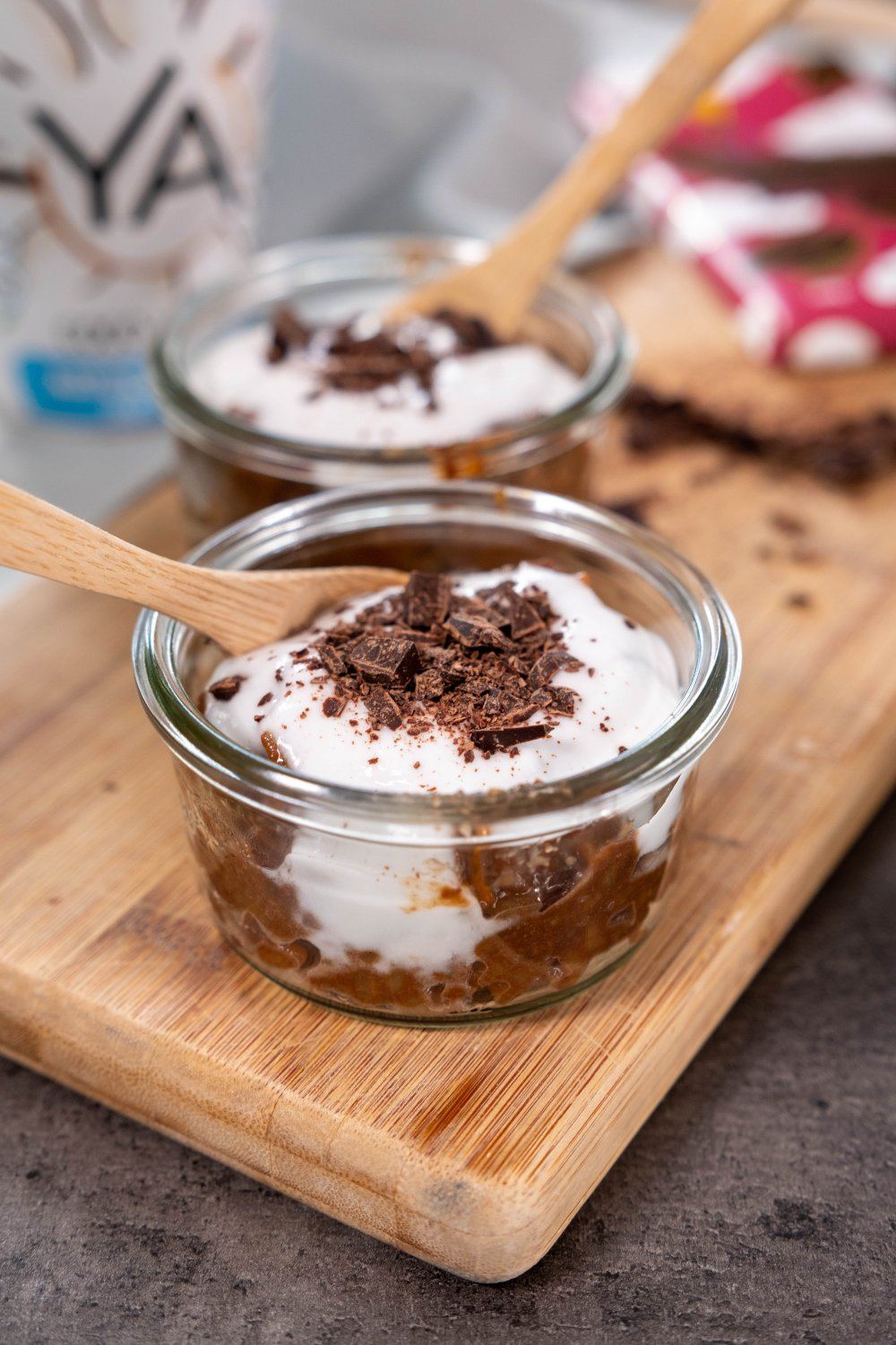 Vegan kokos-chocolade rijstpudding met sinaasappel