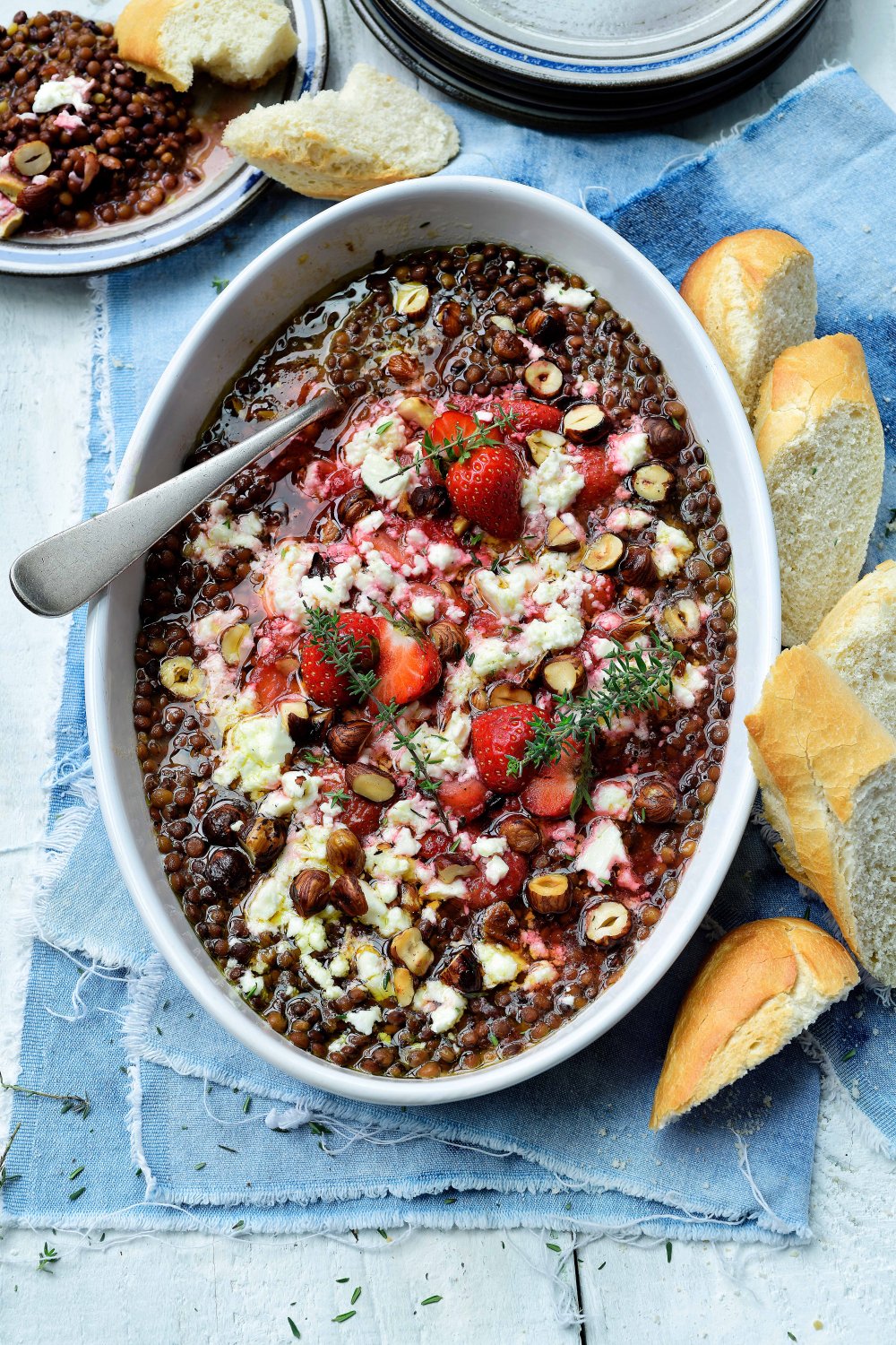 Linzensalade Met Feta En Gebakken Aardbeien Recepten Njam