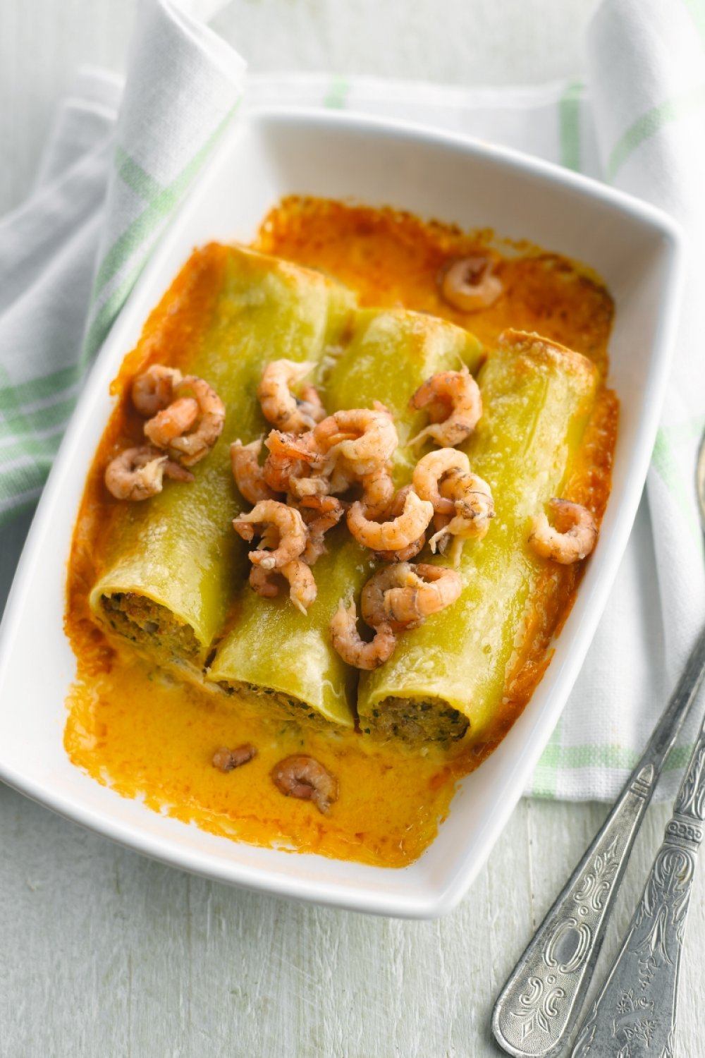 Cannelloni met garnalen en bisque