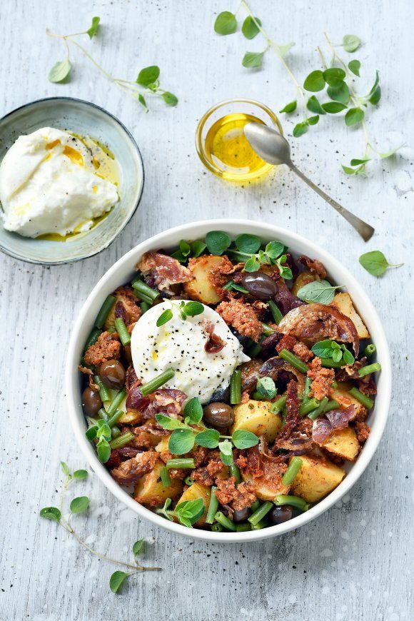 Salade van krieltjes met tapenade van zongedroogde tomaten