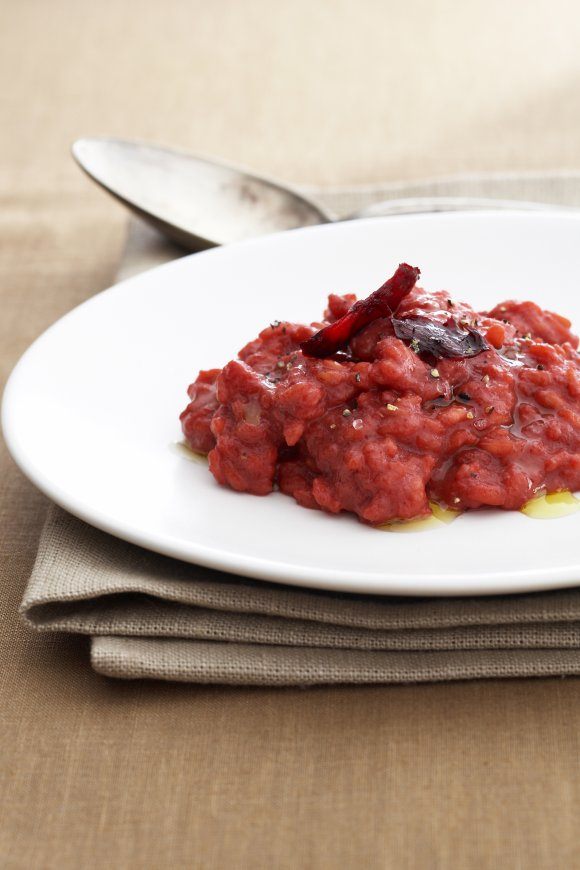 Risotto van rode biet met zwarte peper