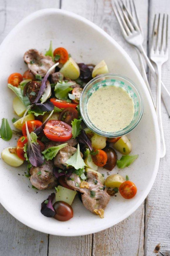 Salade met kippenmagen & mosterddressing