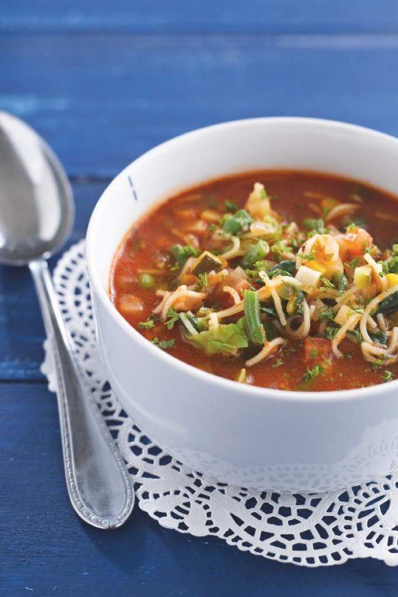 Minestrone met vermicelli