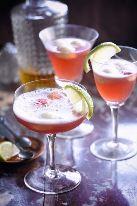 Cointreau cava cocktail