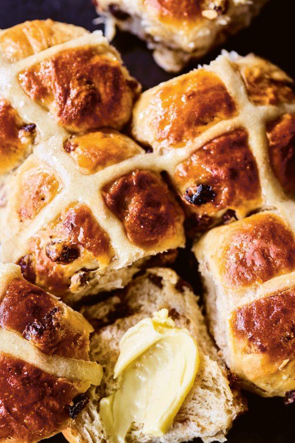 Hot cross buns