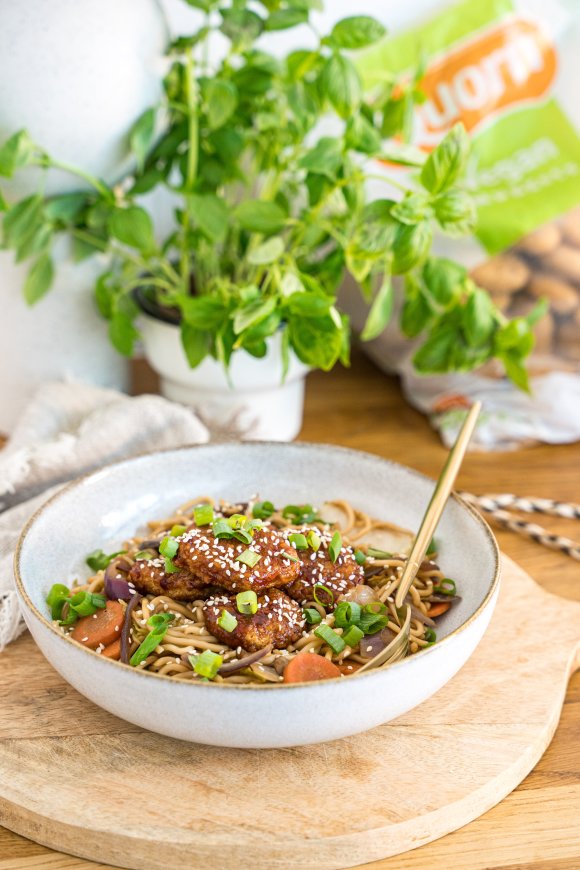 Wok met sticky nuggets