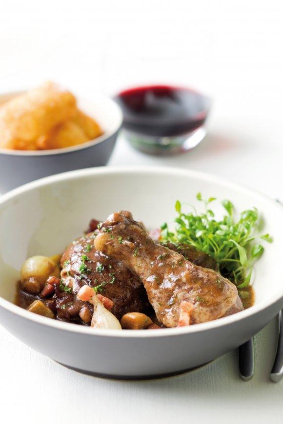 Coq-au-vin met kroketjes