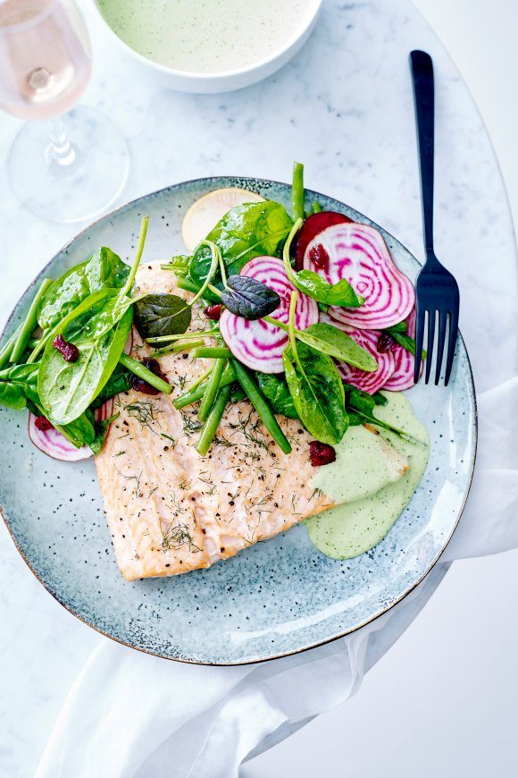 Zalm met dillesaus en prinsessenbonen