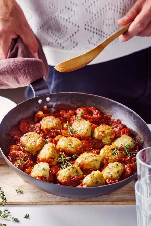 Visballetjes in spicy tomatensaus