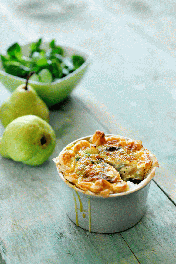 Quiche met peren, shii-take en blauwe kaas