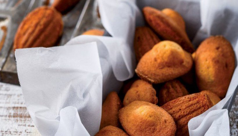 Chefs en hun expertise: 7 tips voor de perfecte madeleintjes van Roger van Damme